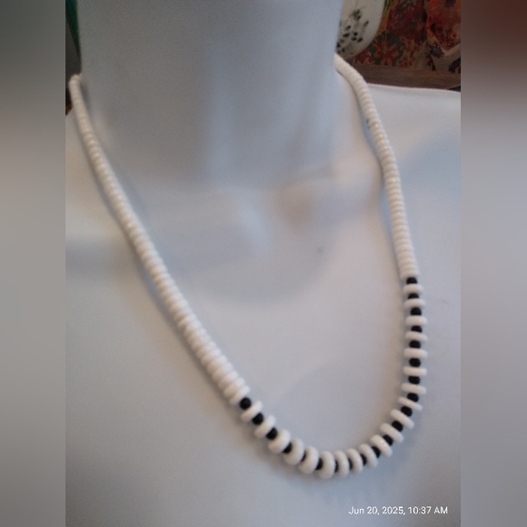 Black/White Bead Necklace* - Picture 2 of 3